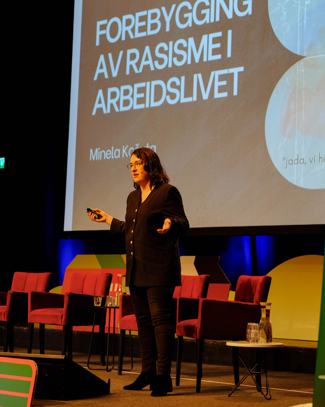 Seniorrådgiver Minela Košuta på Mangfoldskonferansen 2025 